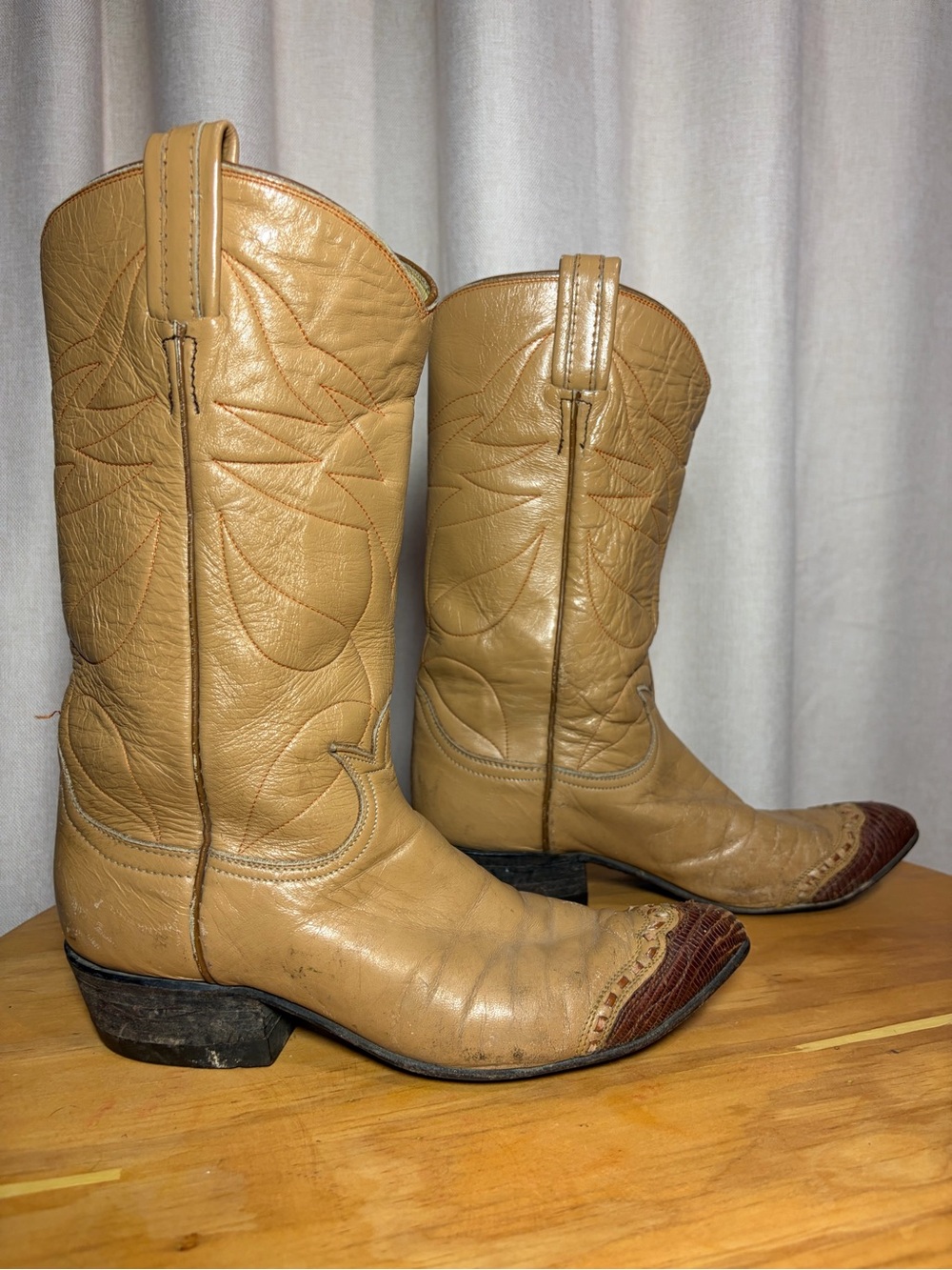 Tony Lama Tan Leather Cowboy Boots with Brown Accents